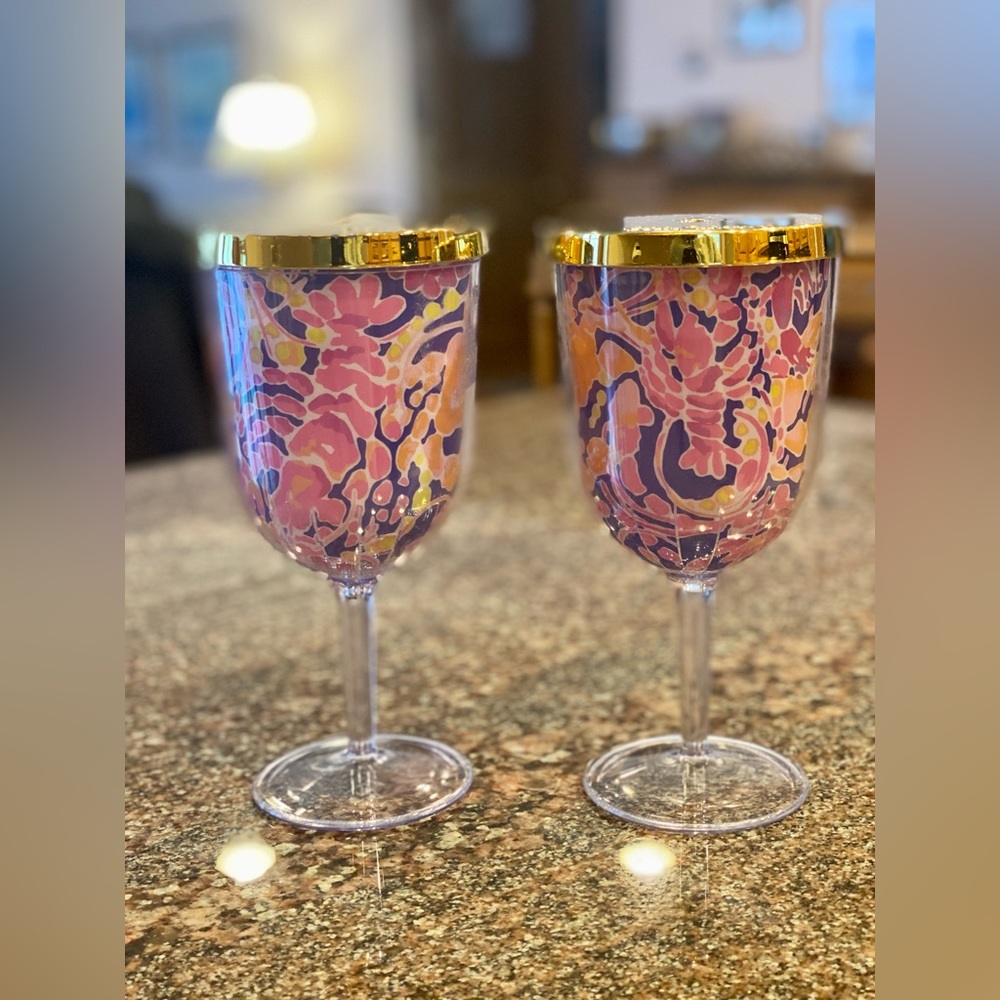 SOLD LISTING SHOWING TWICE. Lilly Pulitzer  Acrylic Wine Glaasses